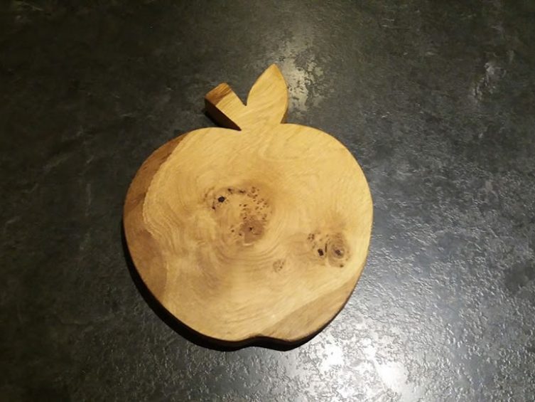 Hardwood Apple Cheese / Breadboard. Oak