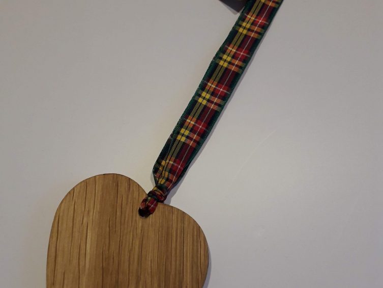 Solid Oak Heart On Premium Ribbon- Buchannan Tartan